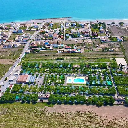 Camping Naranjos *